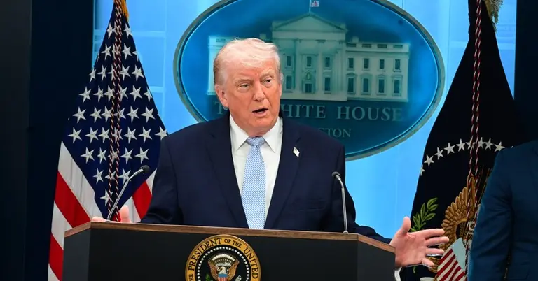 ডোনাল্ড ট্রাম্প